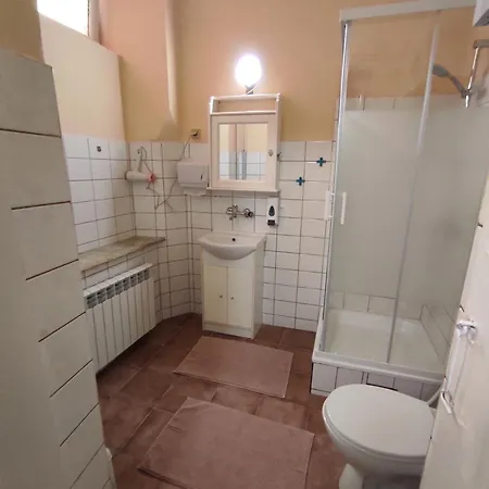 Girls Only Hostal Cracovia