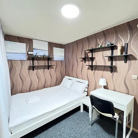 Hostel Only Girls Space
