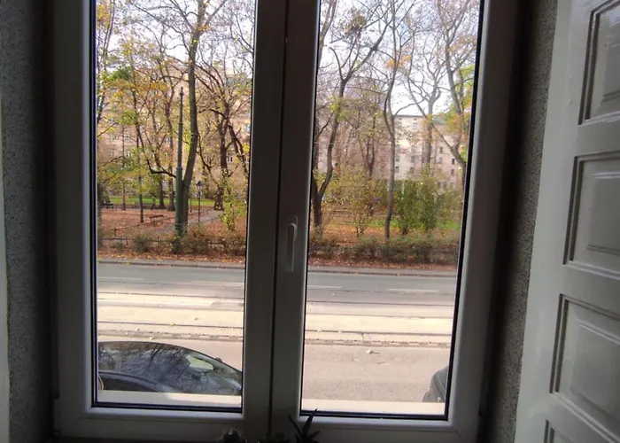 Girls Only كراكوفيا