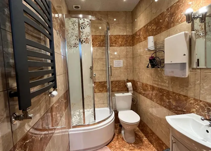 Girls Only 호스텔 *